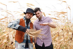 Smiley feat. Pacha Man – Love is for free