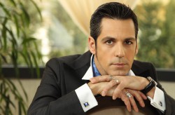 Stefan Banica Jr. feat. Marius Moga – Ce e dragostea?