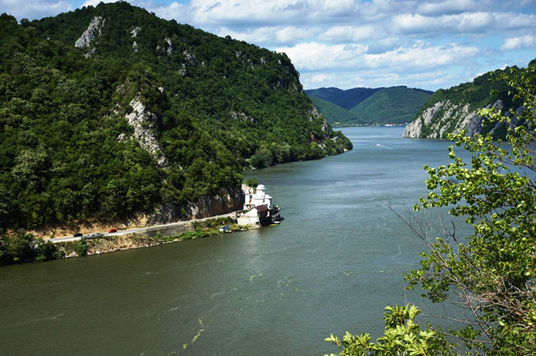 bike ride cazanele-dunarii-dorupanaitescu
