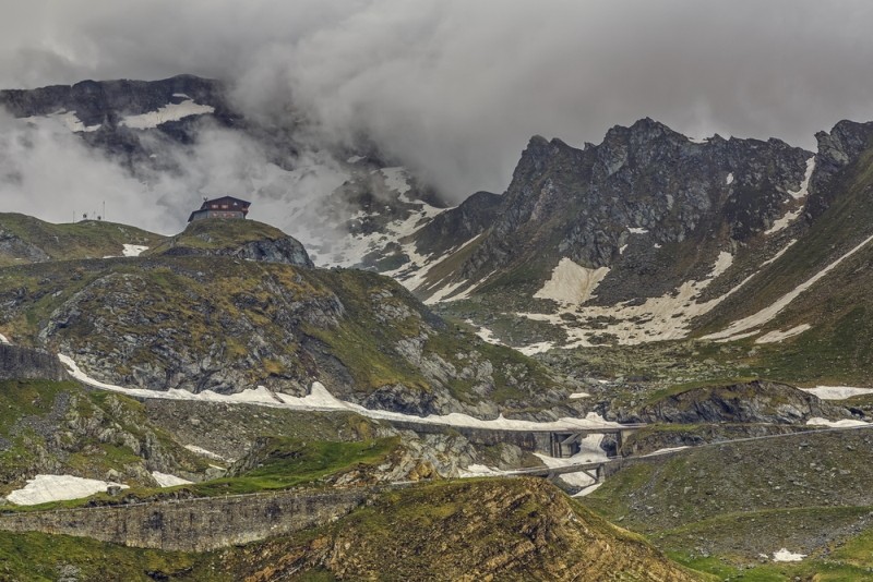 Transfagarasan shutterstock (1)