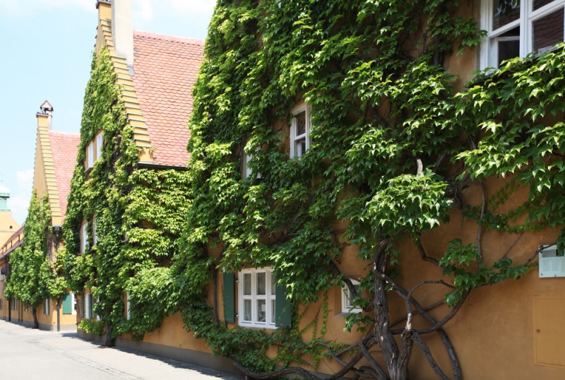 Fuggerei Augsburg Germania (1)