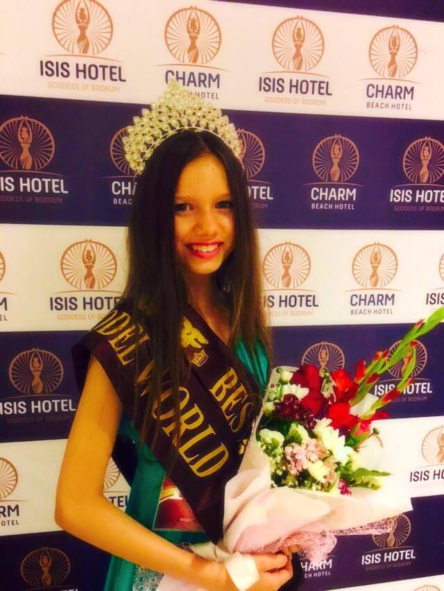 Bianca Nicole Drăghiciu (4)