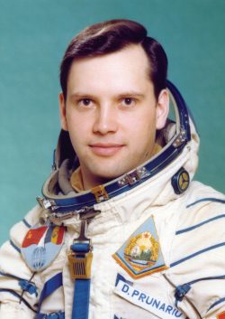 35 de ani de la zborul în Cosmos al cosmonautului român Dumitru Prunariu