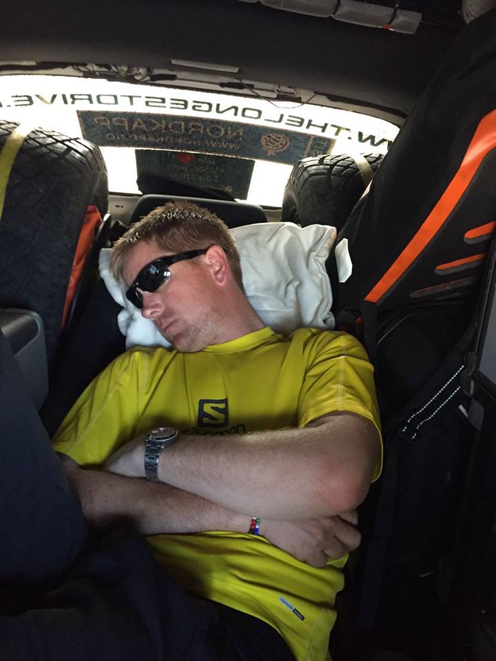 record traversarea planetei (1)