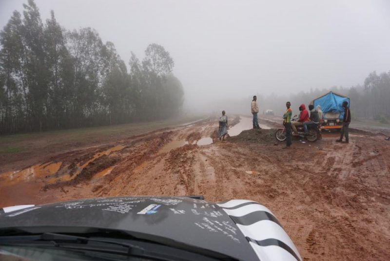 record traversarea planetei (26)