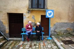 Cum arată aplicaţiile şi paginile web într-un sat fără conexiune la internet – GALERIE FOTO