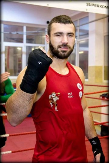 Luptătorul român Andrei Stoica, K.O. de senzaţie la Londra