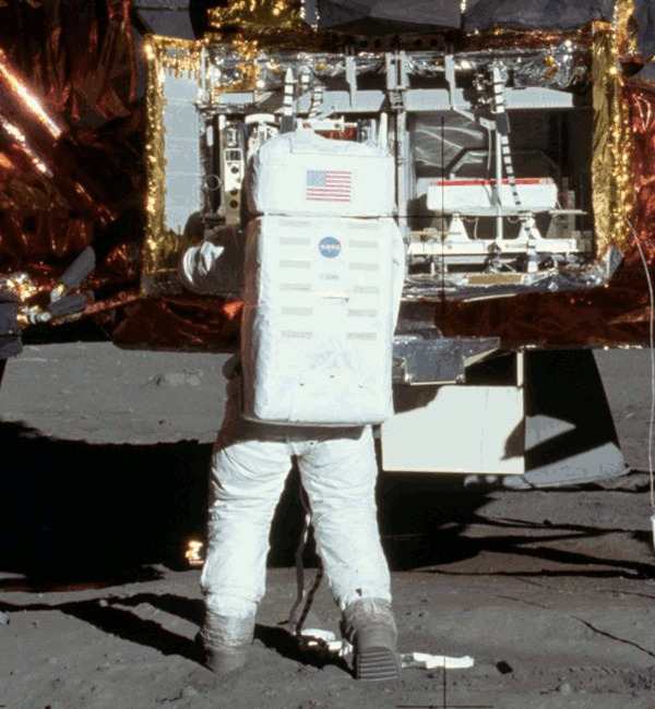 NASA aselenizare (1)