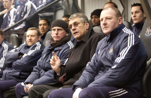 GARY LEWIS (CENTER LEFT), MARCEL IURES (CENTER RIGHT) ©GOAL LIMITED, A GUERNSEY COMPANY. ALL RIGHTS RESERVED.