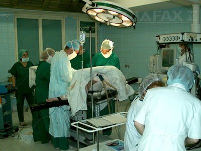 https://www.europafm.ro/wp-content/uploads/2016/08/spital-cu-medici.jpg