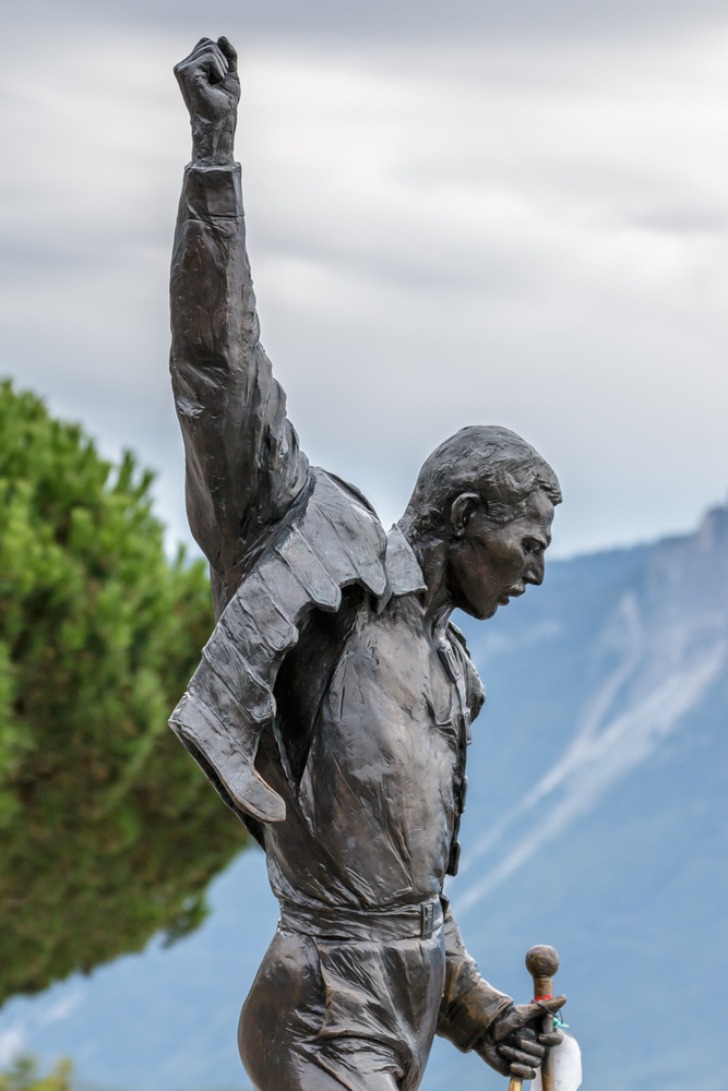 Statuia lui Freddie Mercury care adună fanii din toată lumea pentru „Freddie Mercury Montreux Memorial Day” - GALERIE FOTO