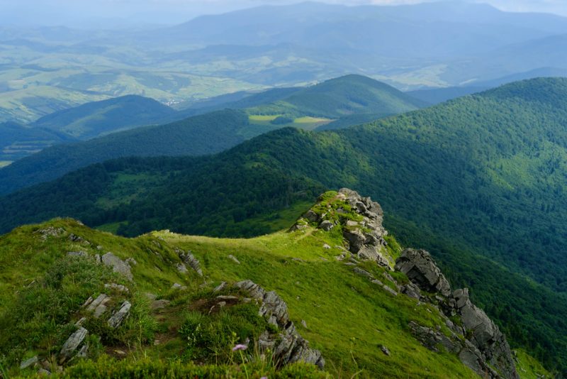 Primește sfaturi pentru drum bun pe Drum cu Prioritate și câștigă un