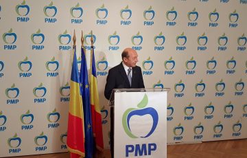 Traian Băsescu: PMP va vota moţiunea de cenzură indiferent de şansele acesteia