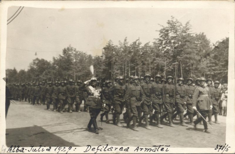 serbarile-unirii-alba-iulia-1929-defilare-militara