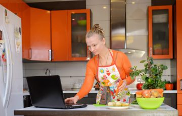 Rețeta lui Adi Hădean: Legumele care pot fi așezate ca garnitură lângă orice friptură sau consumate în combinații de post