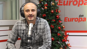 Călin Goia cântă “Sculaţi gazde, nu dormiţi” – VIDEO