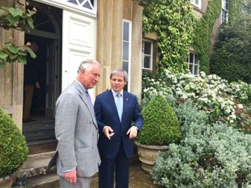 Dacian Cioloş s-a întâlnit cu prinţul de Wales
