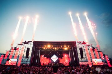 Europa FM & Friends – E soare şi pe strada ta