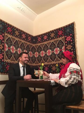 Tradițiile din Bucovina, promovate într-un restaurant din centrul Vienei