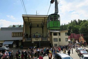 BRAȘOV: Transportul pe cablu oprit din cauza vântului puternic