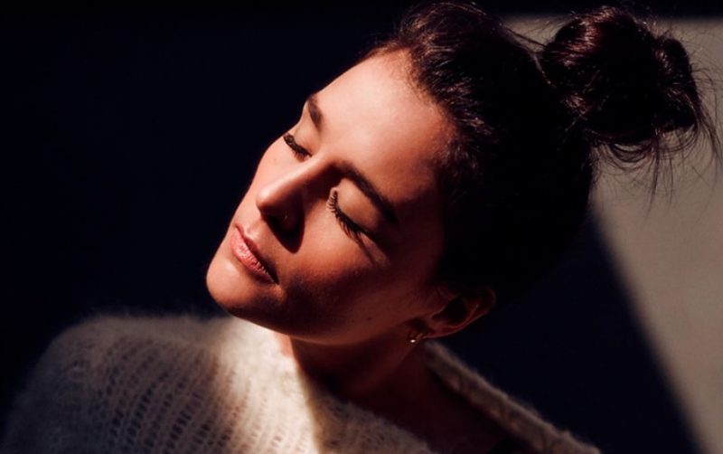 “Alone”, noul single al britanicei Jessie Ware VIDEO Europa FM