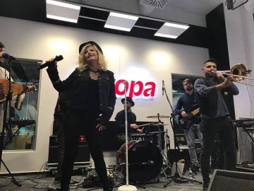 Loredana pregăteşte lansarea unui album cu primele sale piese – VIDEO