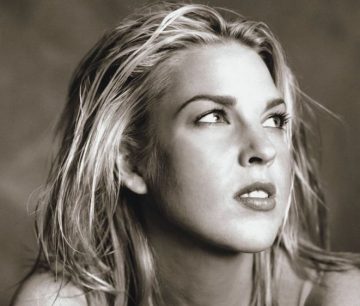 Diana Krall – The Look Of Love