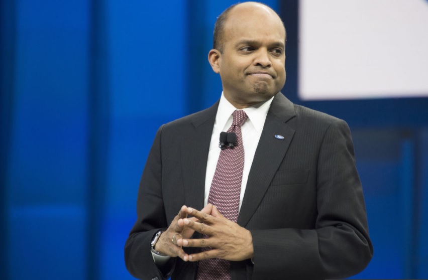 Şeful Ford America demisionează din cauza “comportamentului inadecvat”