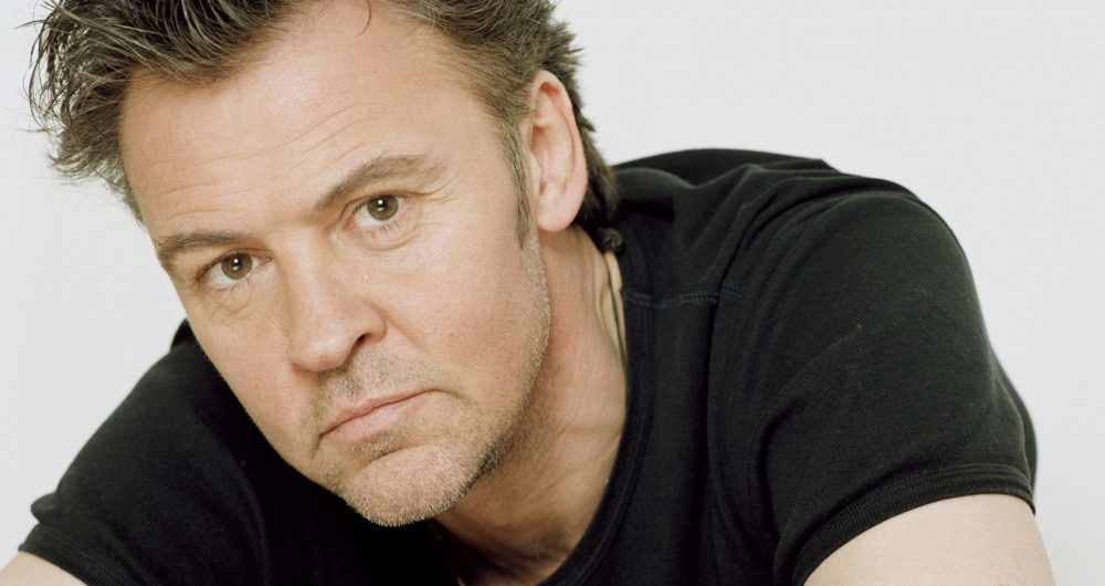 Paul Young – Love Is In The Air