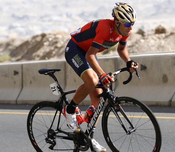Vincenzo Nibali s-a retras din Turul Franței