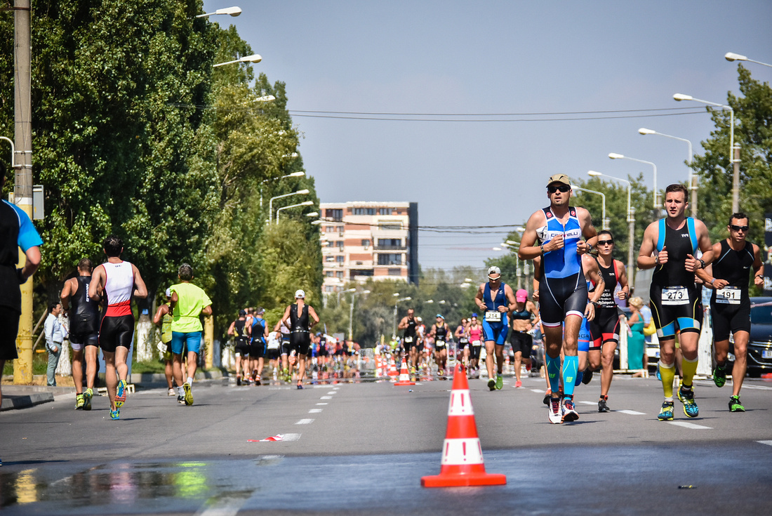 Peste 1.600 de pasionați de sport din 16 țări vor lua startul TriChallenge