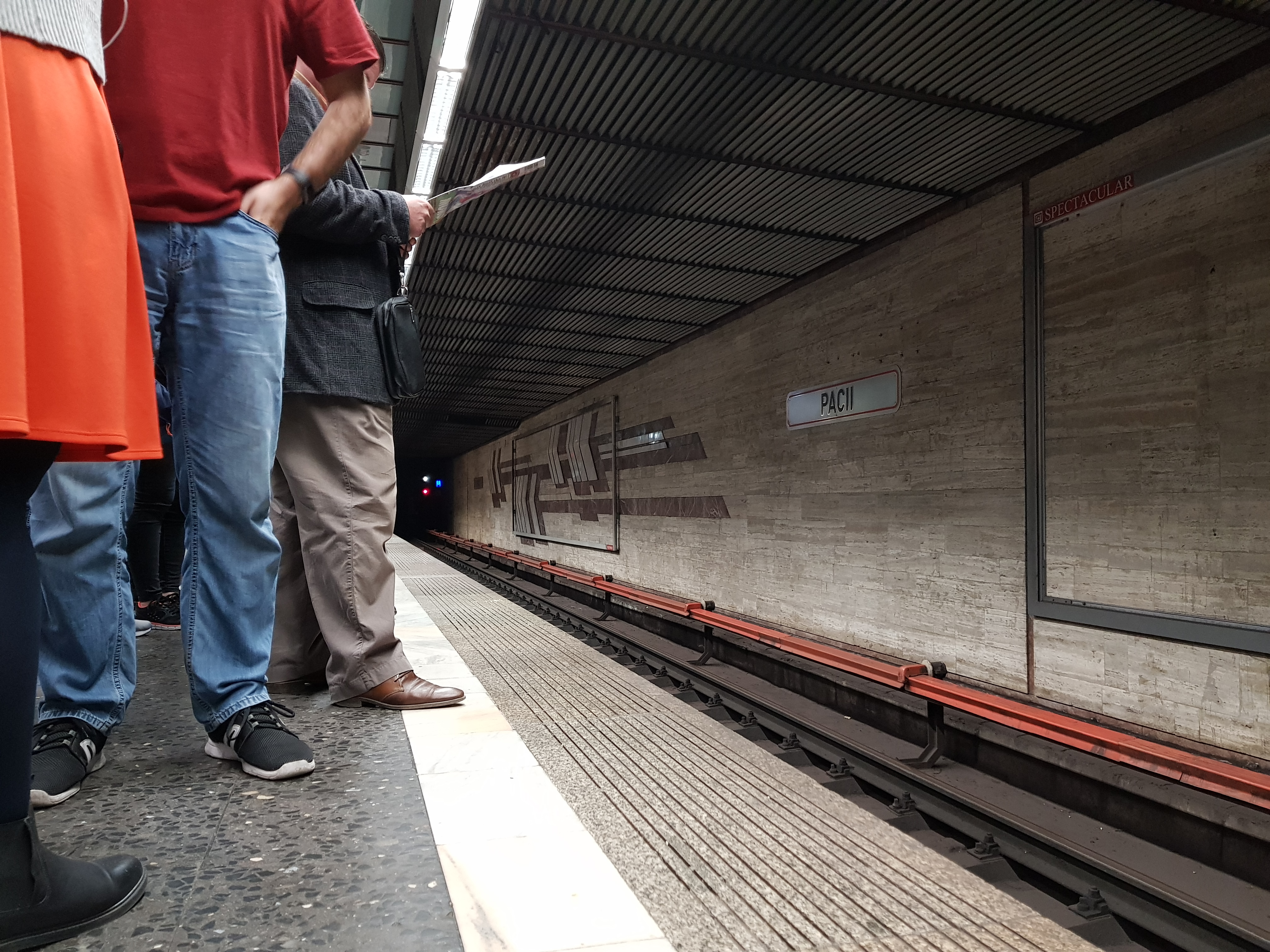 Probleme la metrou pe Magistrala 3