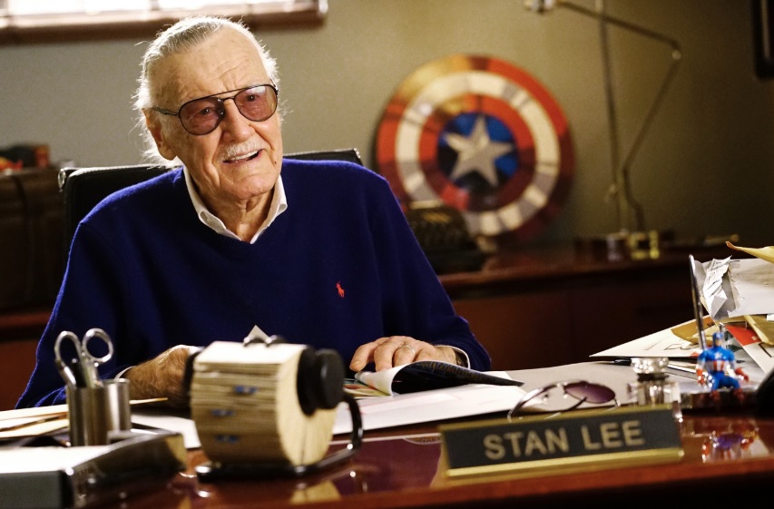 A murit Stan Lee, creator al unor personaje animate precum Spider-Man, Iron Man, X-Men sau Avengers