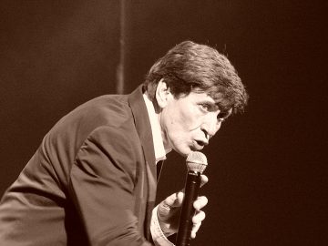 Gianni Morandi • In ginocchio da te