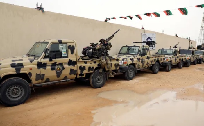 LIBIA: Asalt militar asupra capitalei Tripoli