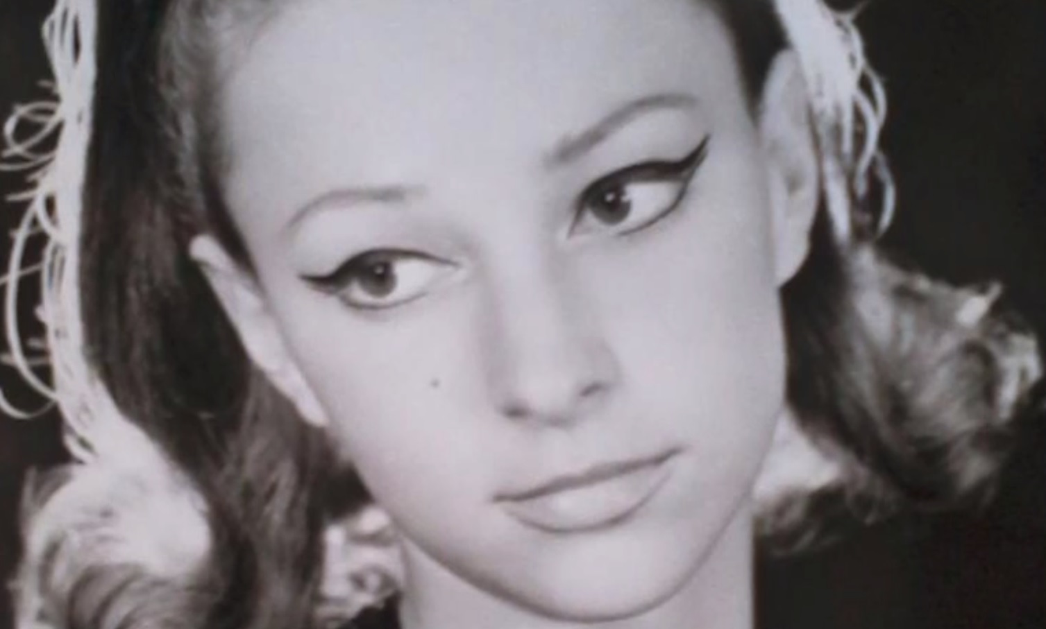 Pasha Hristova – Povei Vetre