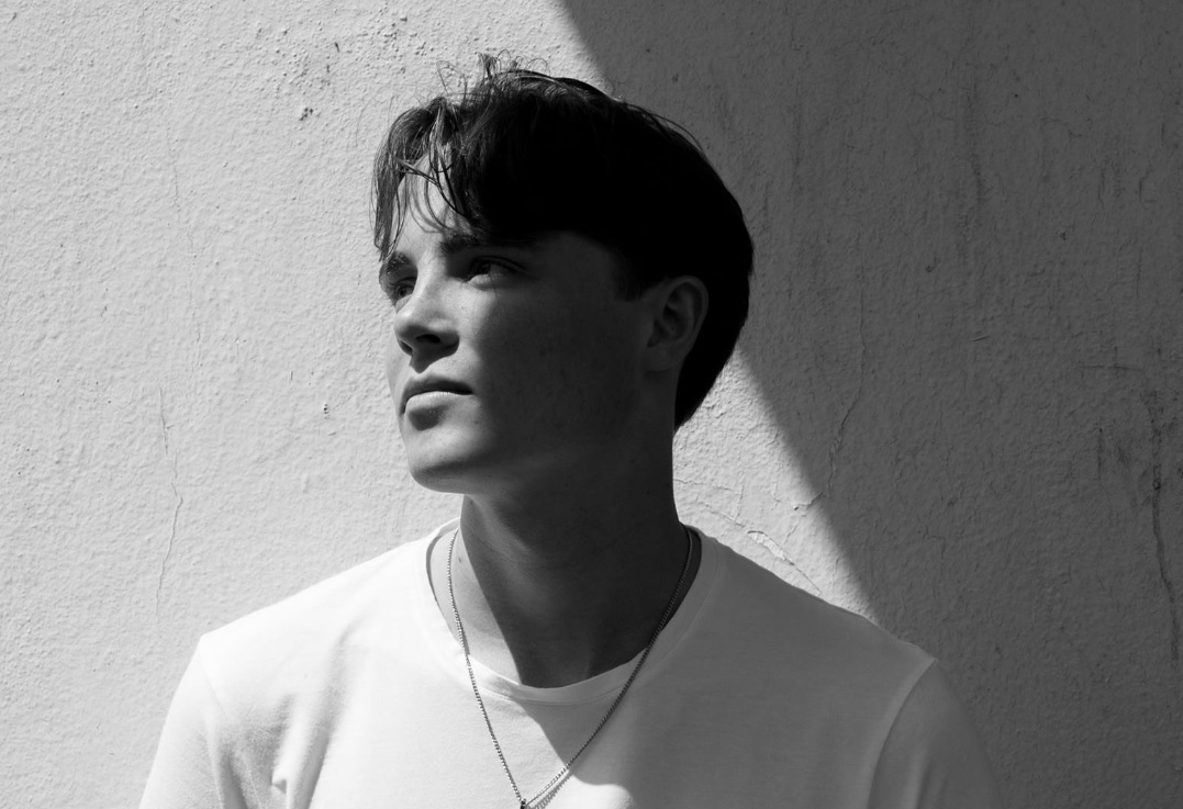 James Smith – Tell Me That You Love Me