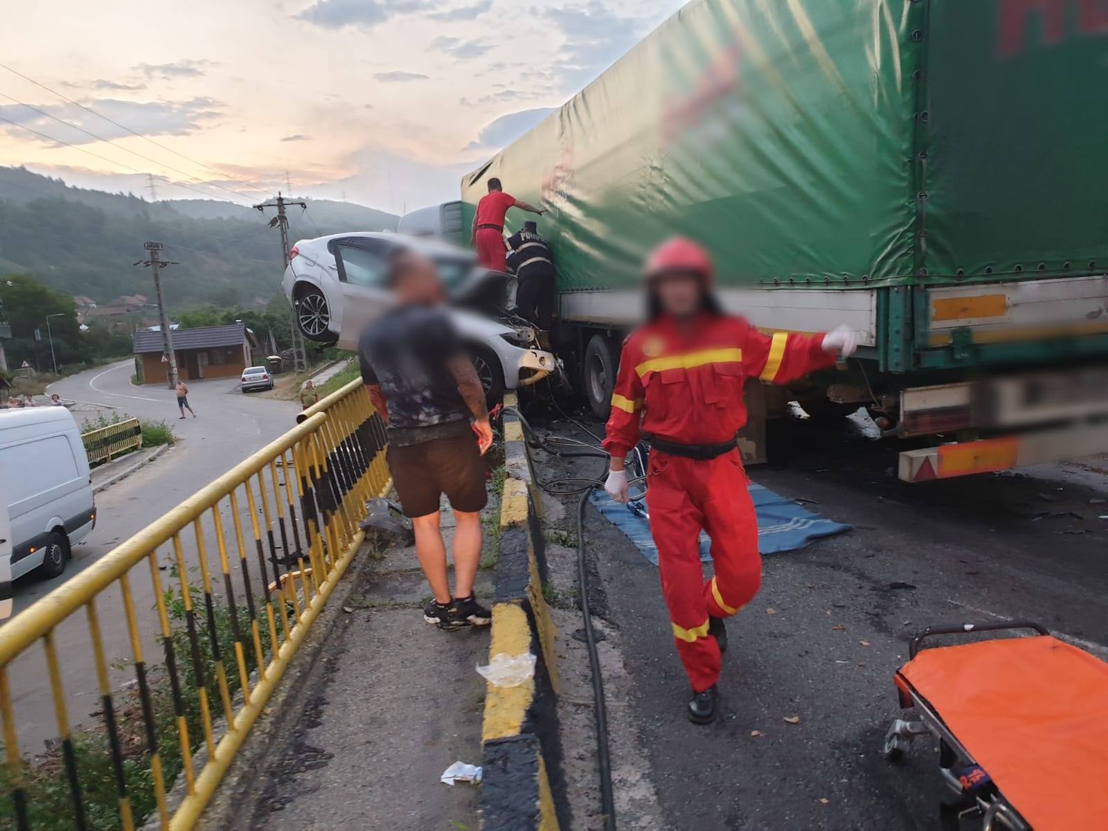 Accident grav pe Valea Oltului