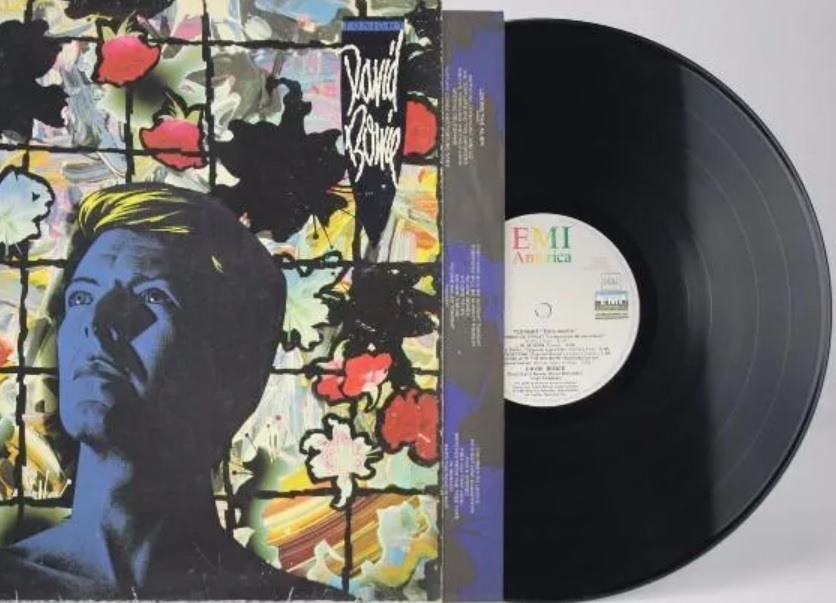 David Bowie – Tonight