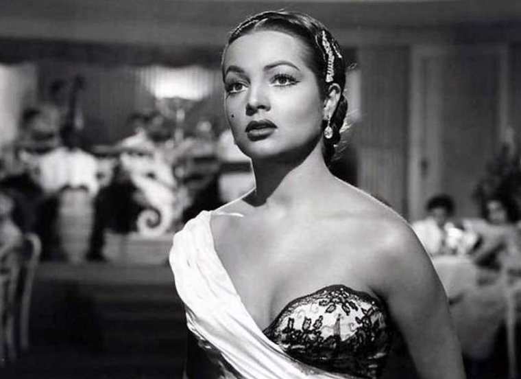 Sara Montiel – La violetera