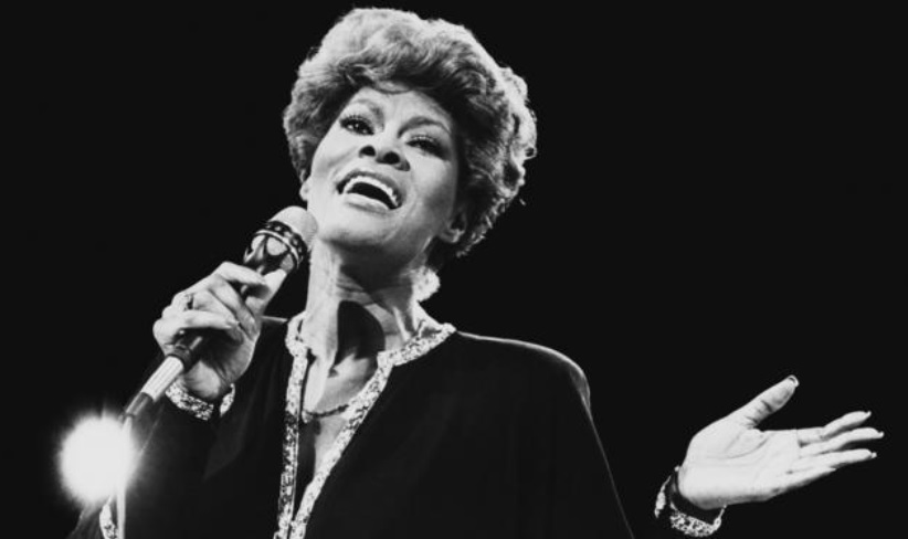 Dionne Warwick – Walk On By