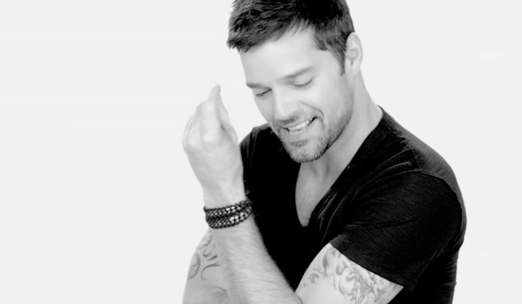 Ricky Martin – The Best Thing About Me Is You