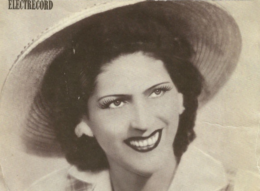 Elena Zamora – Dragoste în Hawaii