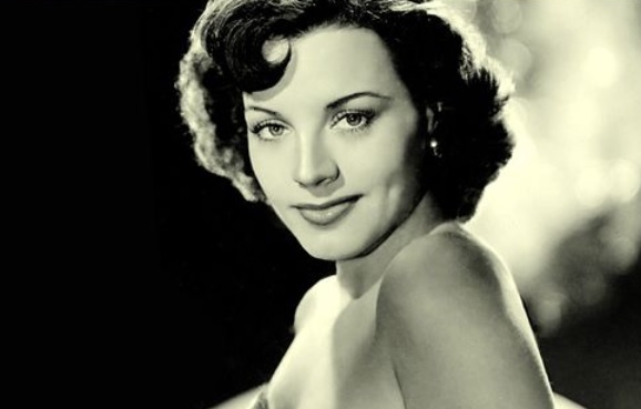 Kay Starr – Comes A-Long A-Love