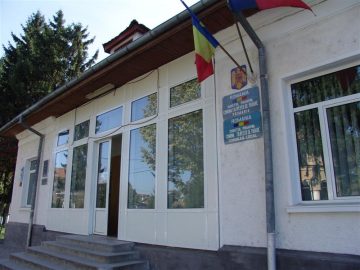 DEȘTEPTAREA: Nou prag al sărăciei într-o comună din Prahova, 3.800 de lei pe lună