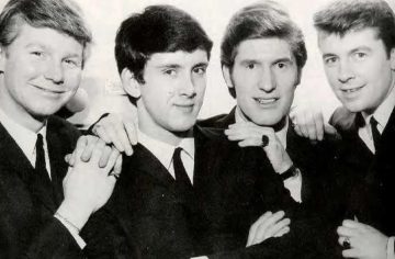 The Searchers · Needles and Pins