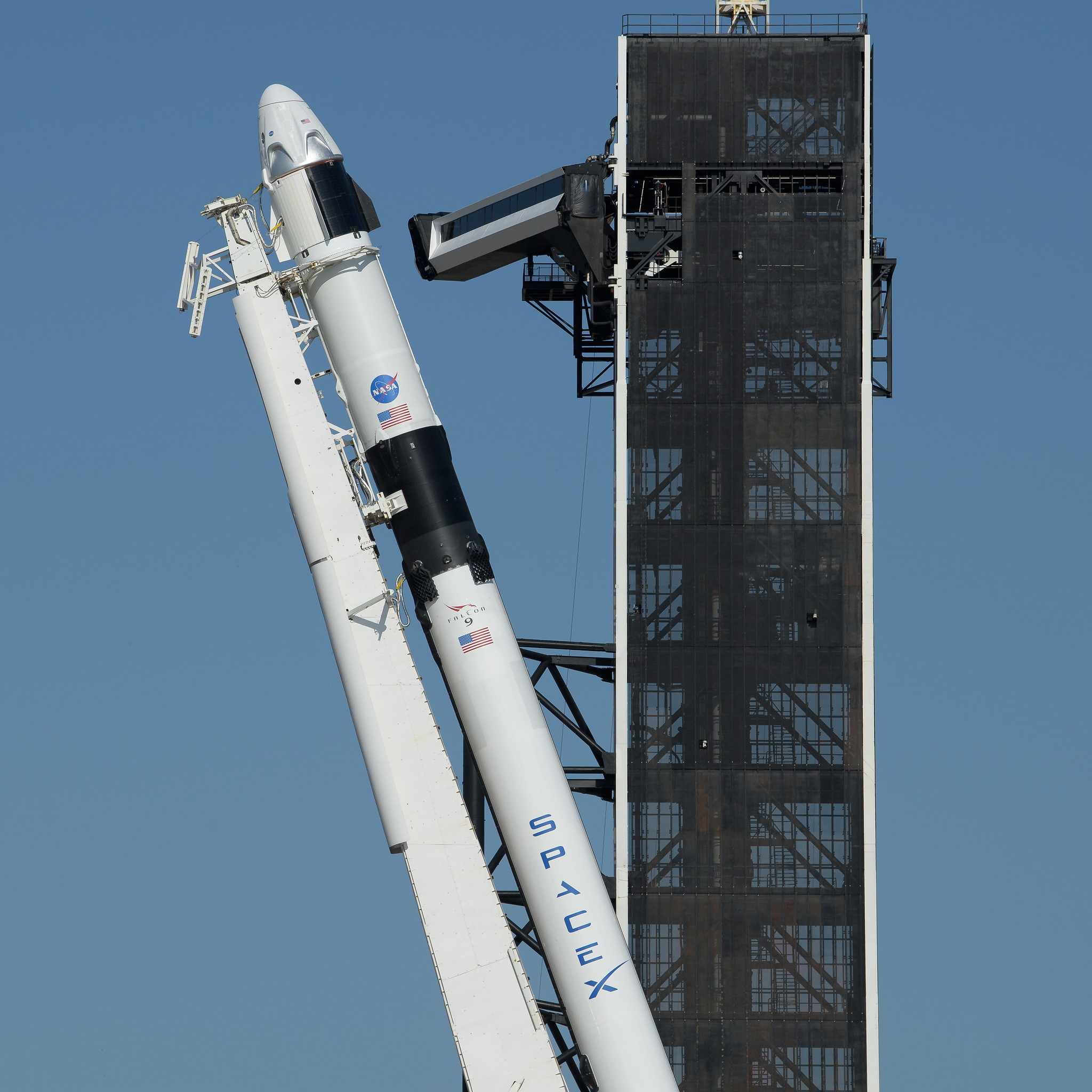 https://www.europafm.ro/wp-content/uploads/2020/05/Pregatire-lansare-SpaceX-Demo-2-27-mai-2020-FOTO-NASA-3.jpg