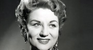 Anne Shelton • Lay Down Your Arms