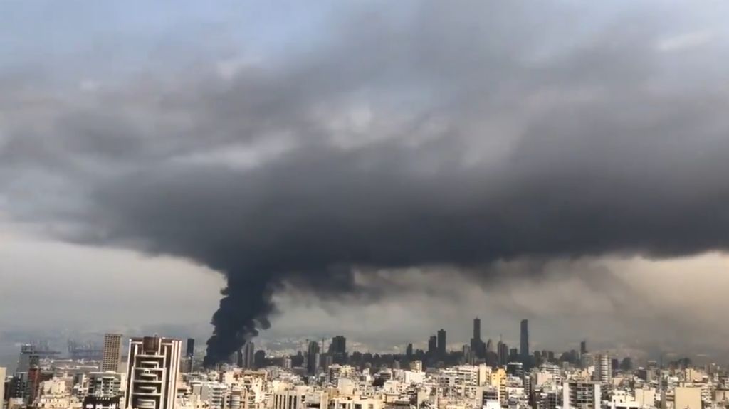 Incendiu în portul din Beirut