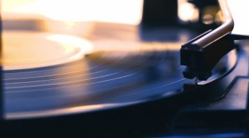 Lavinia Slăveanu • Noapte fără lună